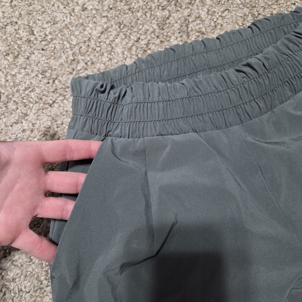 Athleta Pants Aliso Jogger Green S/67557 Women's Size 2 Pockets Lightweight - Picture 4 of 12
